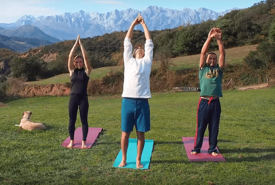 En este momento estás viendo Yoga en Picos de Europa