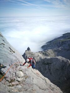 Read more about the article Vía Cepeda al Picu Urriellu – Guided climbing