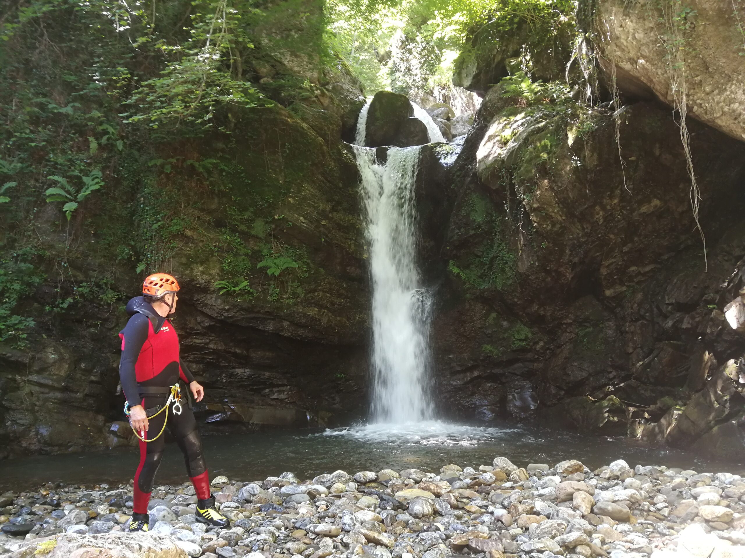 canyoning Potes canyoning asturias picos de europa activities