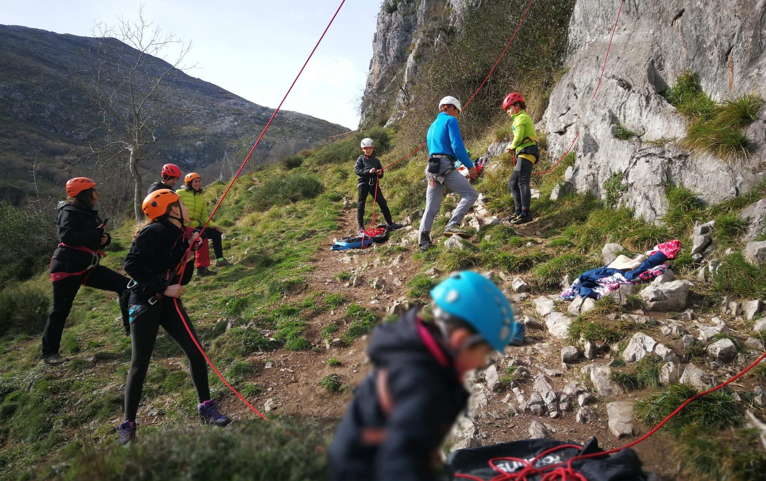 Cursos de escalada deportiva Escalada Cantabria