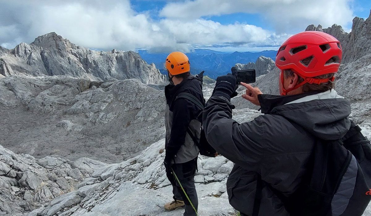 ascension-con-guia-torre-blanca-en-picos-de-europa-4